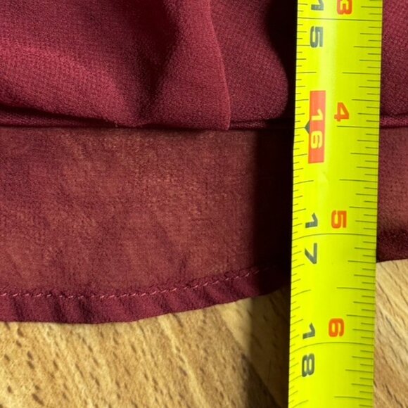 Lily White Cold Shoulder Strappy Purple Blouse Short Sleeve Top Holiday Flowy SM - Picture 7 of 8